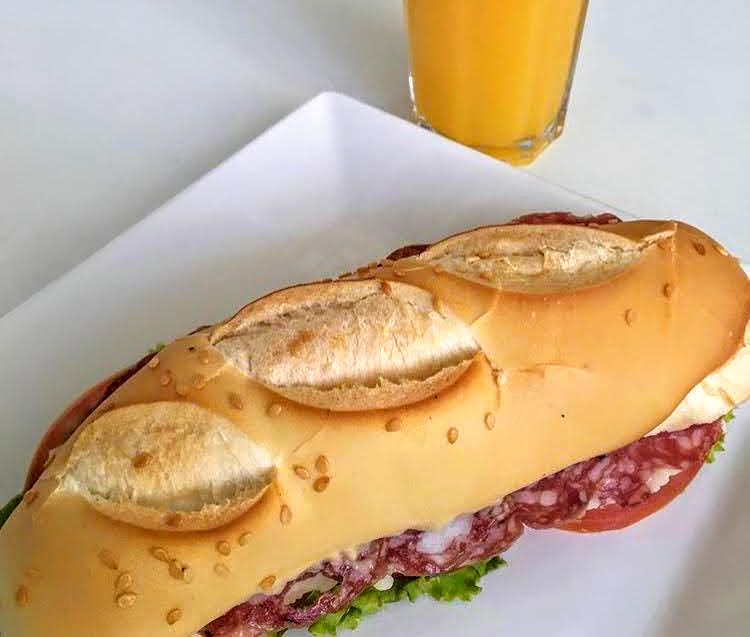 Baguete de Salaminho